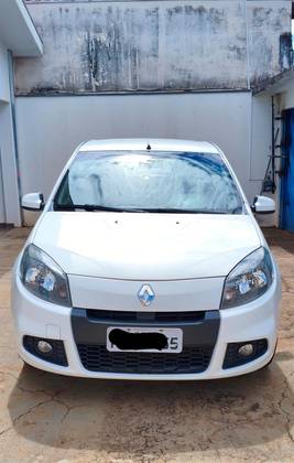 RENAULT SANDERO 1.0 EXPRESSION 16V FLEX 4P MANUAL RENAULT SANDERO 1.0 EXPRESSION 16V FLEX 4P MANUAL